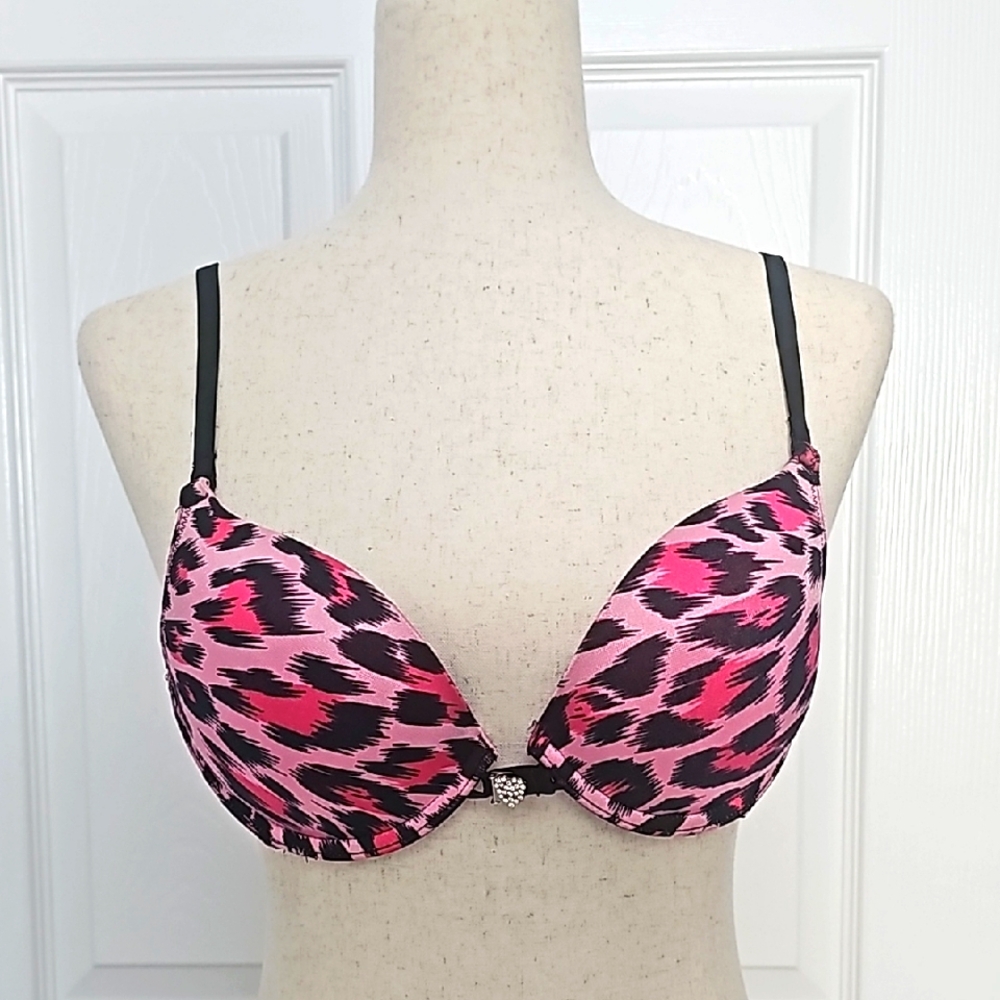 Victoria's Secret Underwire Padded Bra Pink Cheetah Size 36B Diamond Heart Front